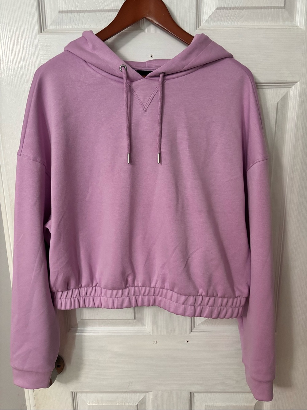 Scoop Women’s Lavender Cropped Hoodie